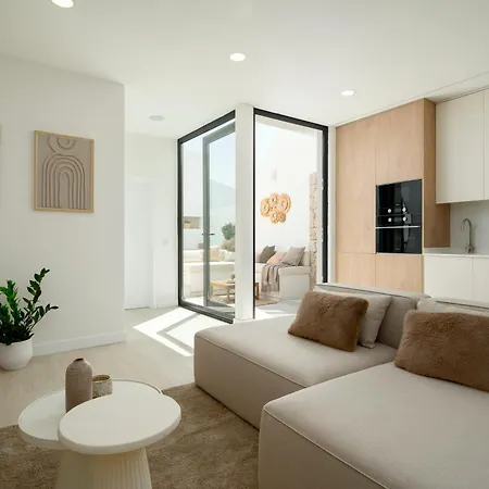 Townhouse With Heated Pool In Downtown شقة *