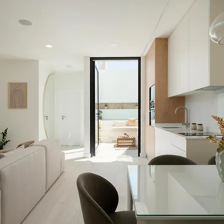 Townhouse With Heated Pool In Downtown Apartmán *