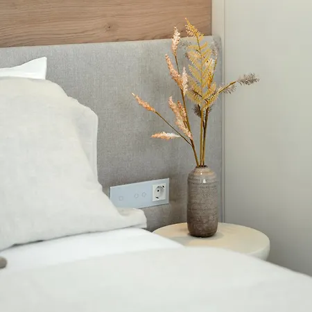 Townhouse With Heated Pool In Downtown Apartmán *